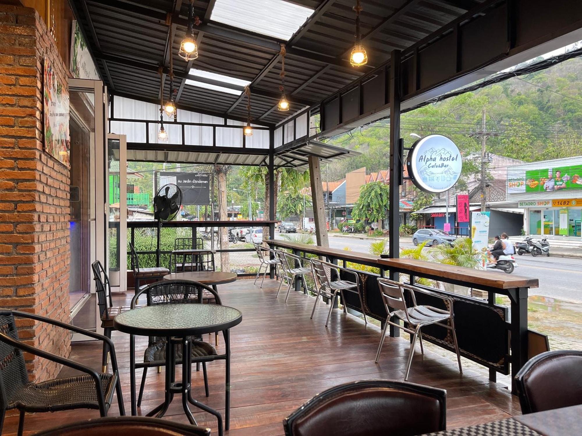 Ban Khlong Yai Alpha Hostel Cafe&Bar מראה חיצוני תמונה